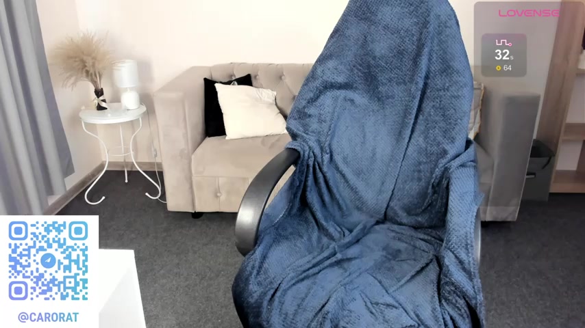 CarolineRichter live screenshot 2025-09-21 05:47:32