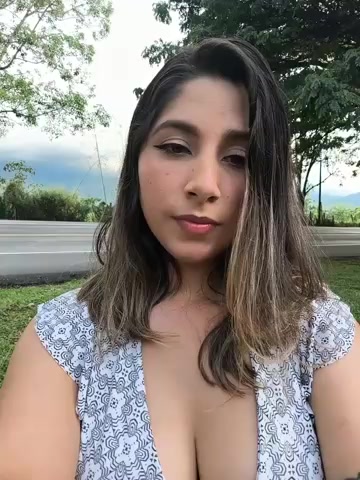 Catalina_ramos live screenshot 2025-12-21 22:27:46