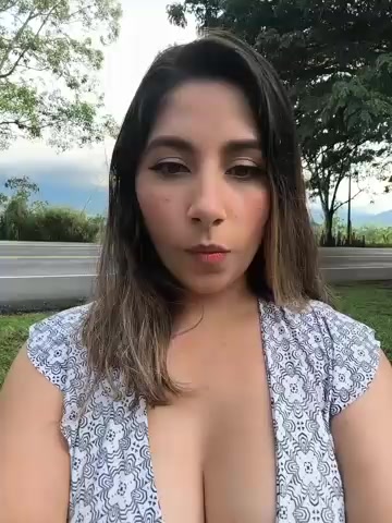 Catalina_ramos live screenshot 2025-12-21 22:30:29