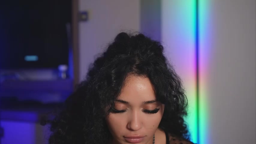 ChloeJoyce live screenshot 2025-09-23 08:08:27