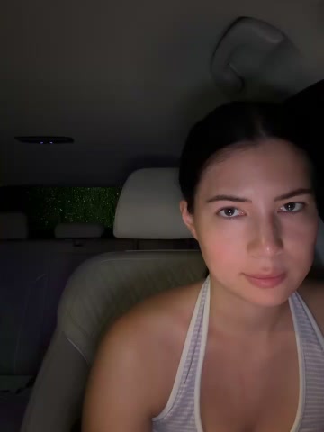 ClaireBree live screenshot 2025-12-07 20:49:05