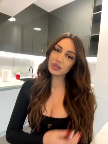 ClaraJJ live screenshot 2025-12-03 07:00:09