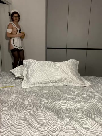 CurlyLara live screenshot 2025-09-30 15:51:45