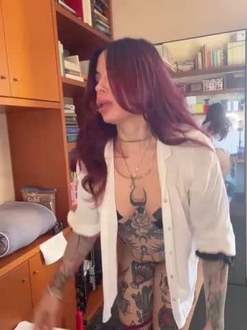 Dancing_wmyselF_ live screenshot 2025-10-06 12:36:28