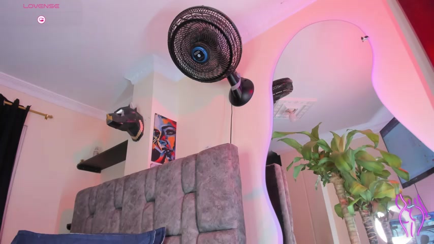 Danyhottits live screenshot 2025-09-29 06:02:53