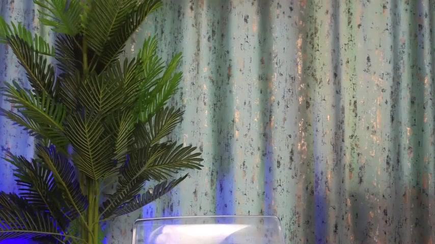 DeniseBlu live screenshot 2025-09-23 06:34:20