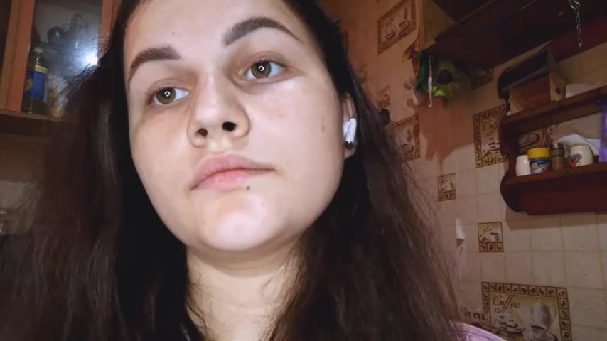 DierdreCousineau live screenshot 2025-09-30 08:20:24