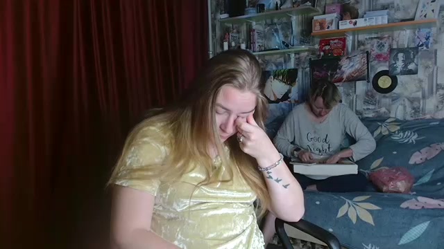 ElenaMaeer live screenshot 2025-09-21 13:32:02