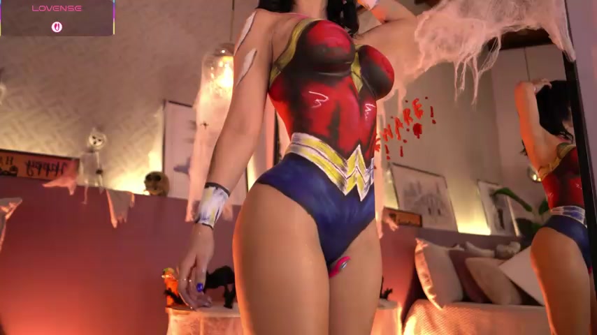 ElleDiane live screenshot 2025-10-20 01:03:02