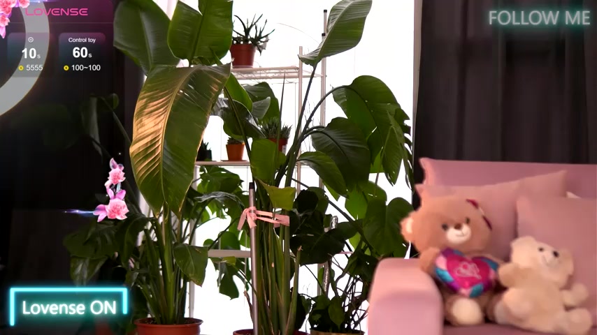 EmilyRaymont live screenshot 2025-09-13 12:23:37