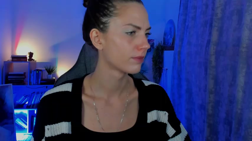 EmilyWilden live screenshot 2025-10-15 08:17:30