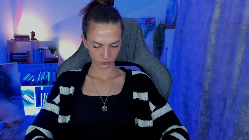 EmilyWilden live screenshot 2025-10-15 08:25:39