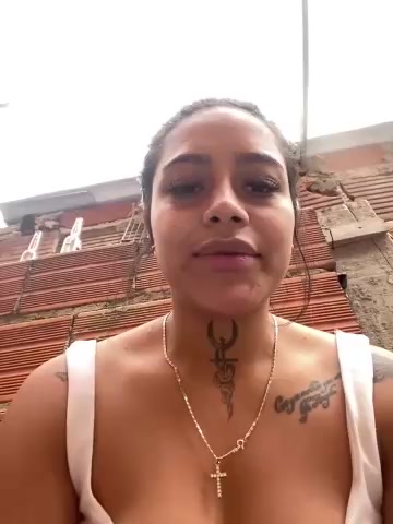 Emily_sharlot live screenshot 2025-09-29 19:42:44