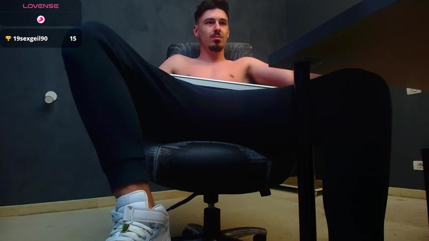 EnzoRace live screenshot 2025-09-30 12:10:02