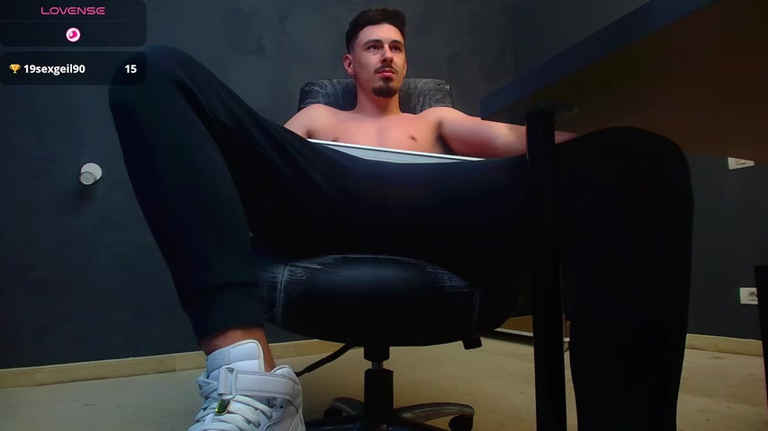 EnzoRace live screenshot 2025-09-30 12:11:11