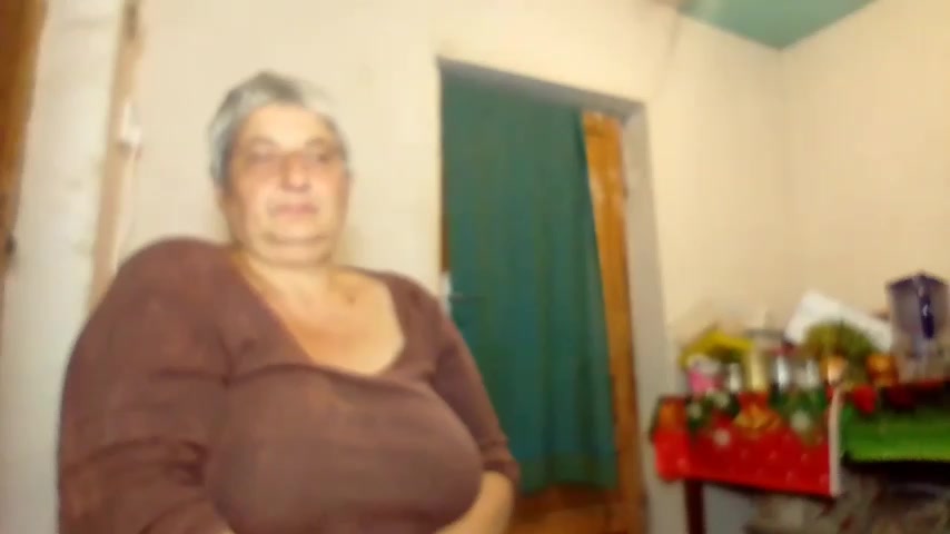 ExquisiteMature live screenshot 2025-10-07 19:25:18