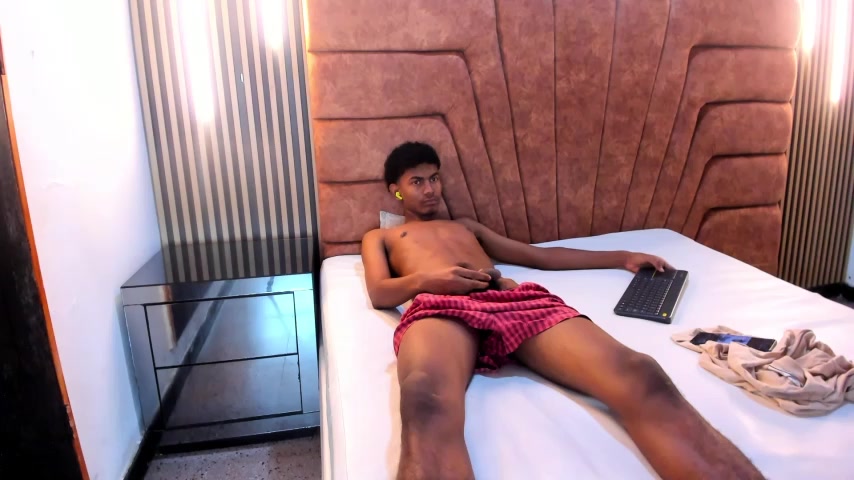 FYKMOR_1 live screenshot 2025-09-30 08:55:51