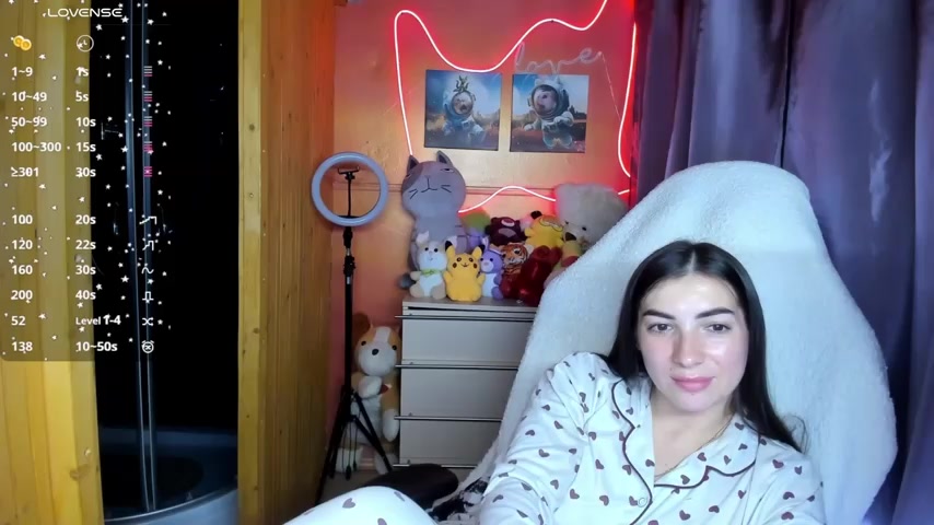 Fiery_Brunette_ live screenshot 2025-09-29 19:39:52