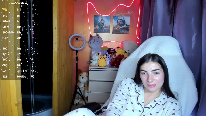 Fiery_Brunette_ live screenshot 2025-09-29 19:40:41