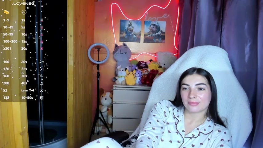 Fiery_Brunette_ live screenshot 2025-09-29 19:42:43