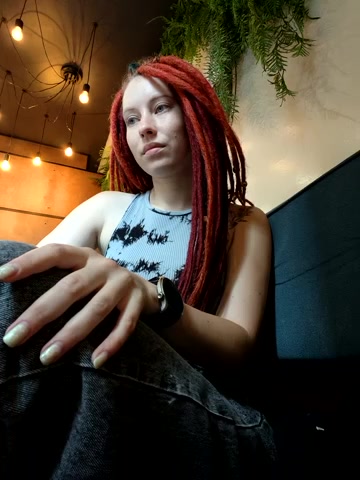 Frost_foxy live screenshot 2025-09-21 05:42:02