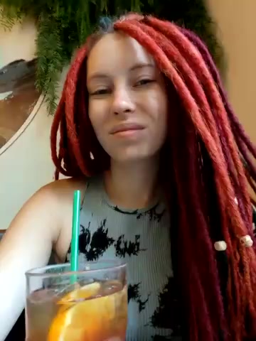 Frost_foxy live screenshot 2025-09-21 05:49:05