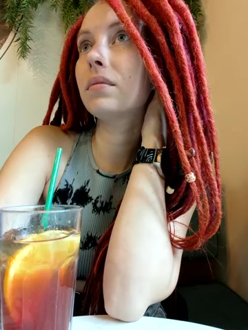 Frost_foxy live screenshot 2025-09-21 05:51:42