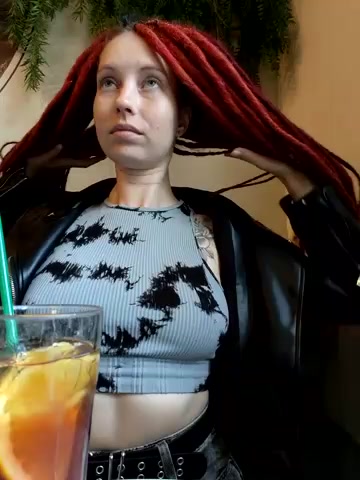 Frost_foxy live screenshot 2025-09-21 05:52:42