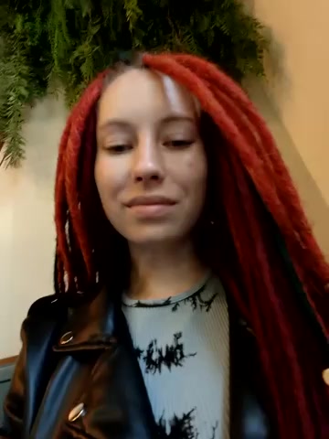 Frost_foxy live screenshot 2025-09-21 06:00:55