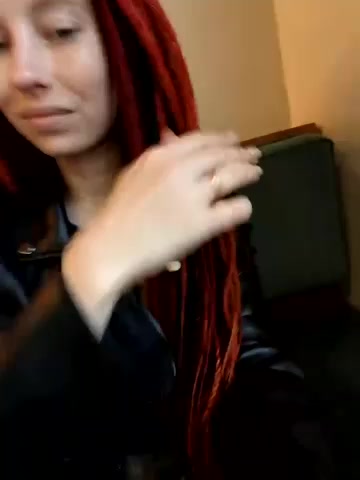 Frost_foxy live screenshot 2025-09-21 06:01:56