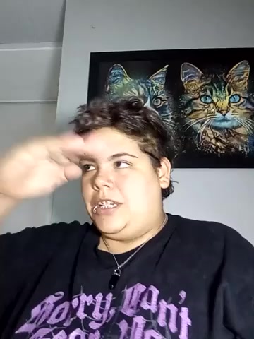 Hailey_Curvy live screenshot 2025-10-06 08:22:36