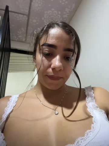 Hall_16 live screenshot 2025-11-24 21:00:02