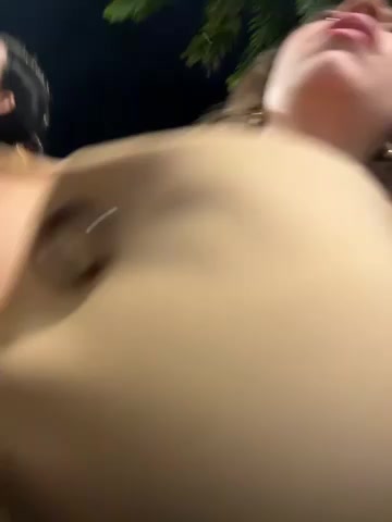 Hall_16 live screenshot 2025-12-11 23:59:21