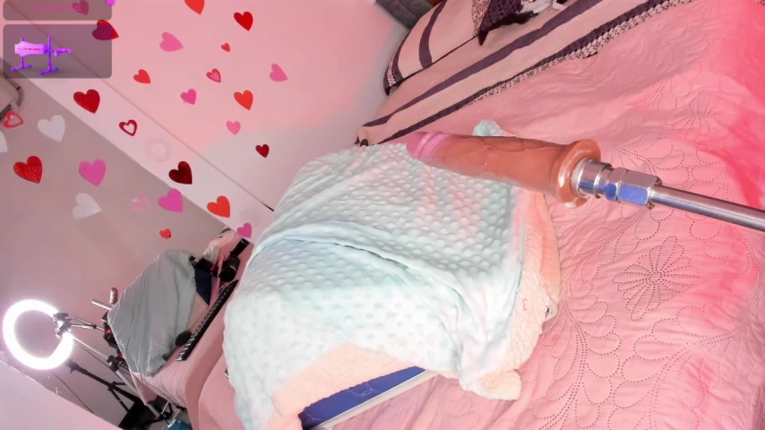 Hilary_Smile_ live screenshot 2025-09-30 21:58:38