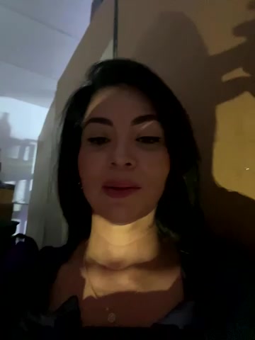 Hot_beauty__ live screenshot 2025-10-21 06:44:26