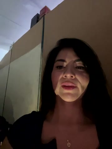 Hot_beauty__ live screenshot 2025-10-21 06:47:26