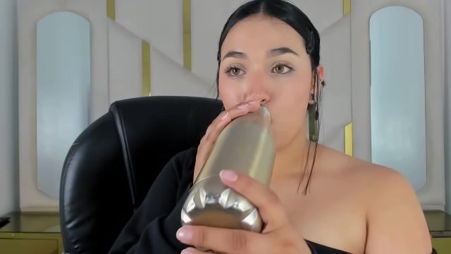 IsabellRodriguez18 live screenshot 2025-09-30 08:52:58