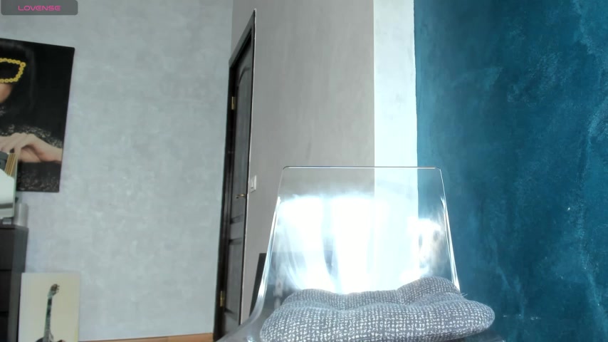 IshaLyn live screenshot 2025-10-15 07:51:40