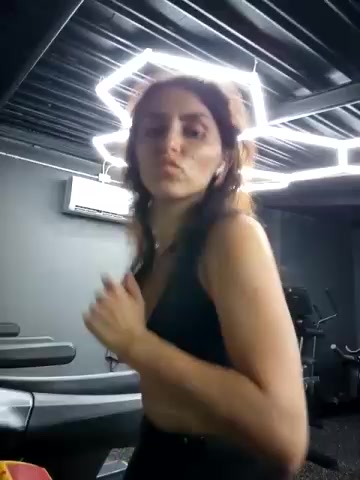 Izabella_Bella live screenshot 2025-11-04 16:47:46