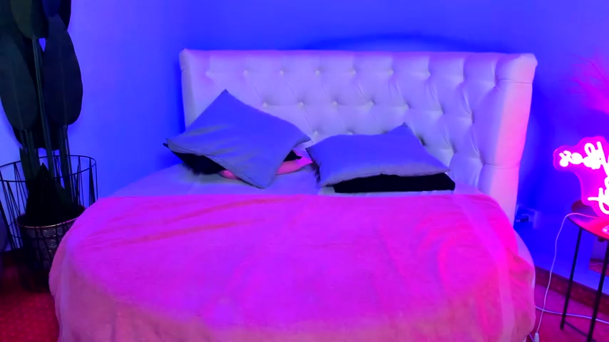 JessicaSky_ live screenshot 2025-10-26 19:21:49