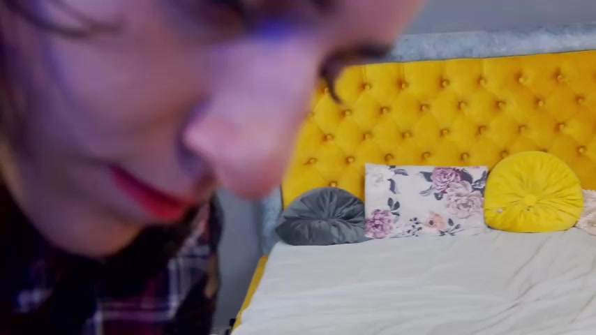 Jessica_White_ live screenshot 2025-10-08 05:08:16