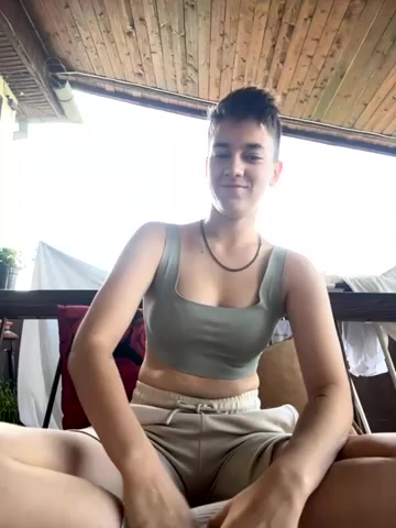 JessyAdore live screenshot 2025-08-23 14:20:05