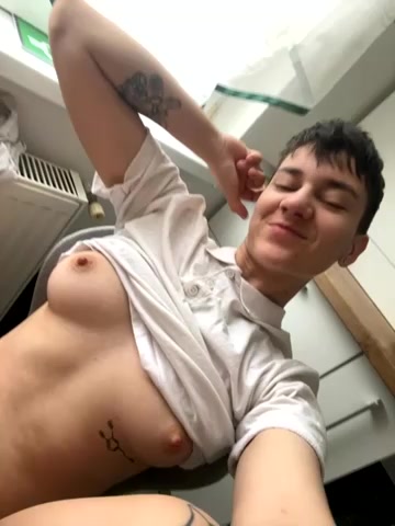 JessyAdore live screenshot 2025-10-07 06:19:50