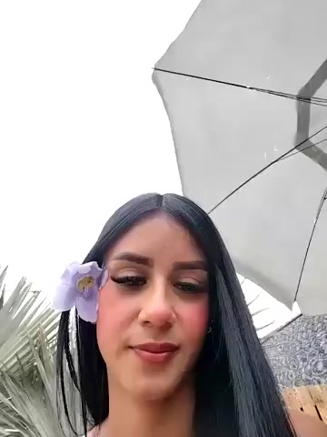 Juliana_Xander live screenshot 2025-08-23 15:13:08