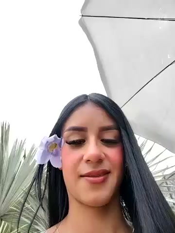 Juliana_Xander live screenshot 2025-08-23 15:13:38