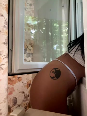 KallyK live screenshot 2025-08-19 16:17:02