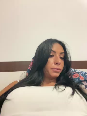 KallyK live screenshot 2025-08-19 17:50:12