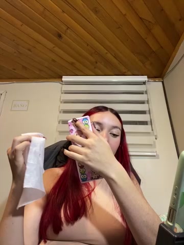 Karen18_boobs live screenshot 2025-09-30 08:53:41