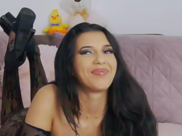 KendraSins live screenshot 2025-10-07 06:19:50