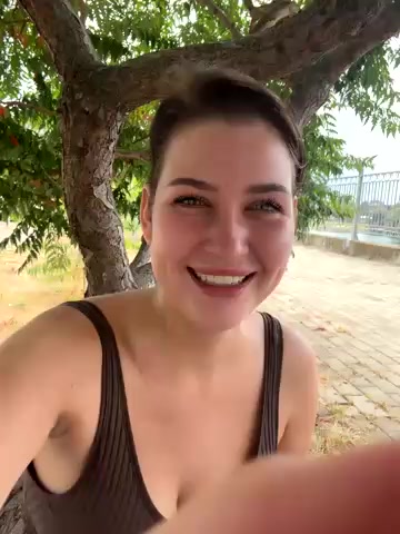 KikiWatson live screenshot 2025-08-24 10:33:27